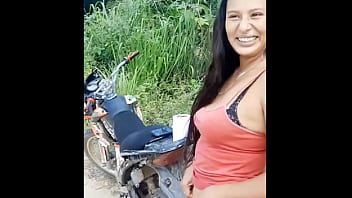Play Little girl in the bush lets herself be recorded urinating and ends up fucking her in the ass
