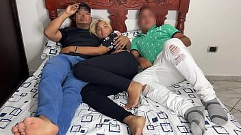 Play Watching Movie with My Boyfriend and his Best Friend who Lays Next to Me and Starts Touching my Ass next to my Distracted Boyfriend NTR Netori