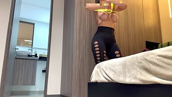 Play SPY CAMERA ON A FITNESS MODEL GETTING READY TO GO TO THE GYM (LEGGIN, BIG TITS, BIG ASS, LATINA)