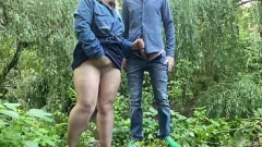 Play Chubby MILF Elena's Outdoor Handjob & Cumshot in Pantyhose