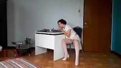 Play Depraved Office Secretary Upskirt Pantyhose Spy Cam