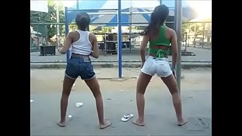 Play Adrielle e grabrielle