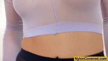 Play Hot blonde red spandex mask on her face