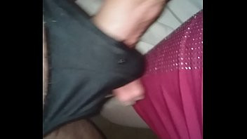 Play Masturbando a mi esposo