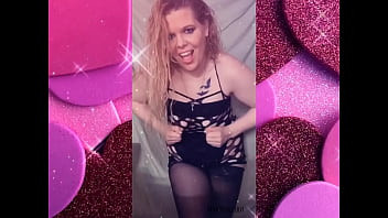Play Dancing in my sexy lingerie for you