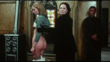 Play Show your hidden charms! Nude body research